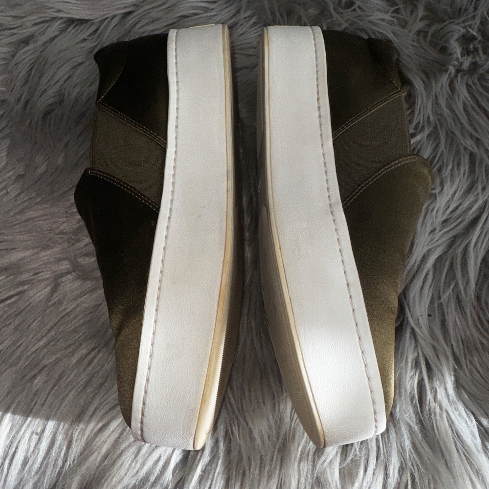 Vince Warren Italian Satin Platform Slip On Sneakers Antique Olive Size 7 - Picture 4 of 10